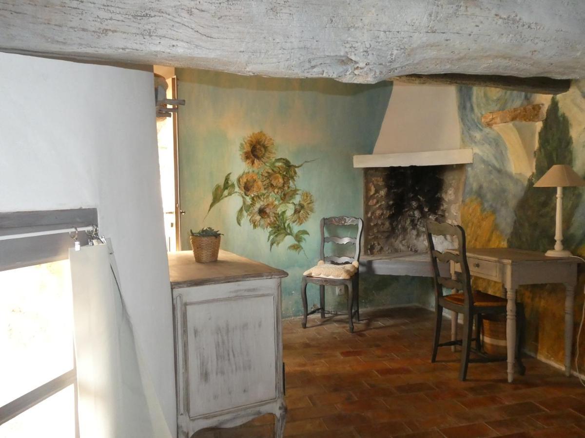 Le Jas Des Aiguiers Saint-Saturnin-d'Apt Exterior foto