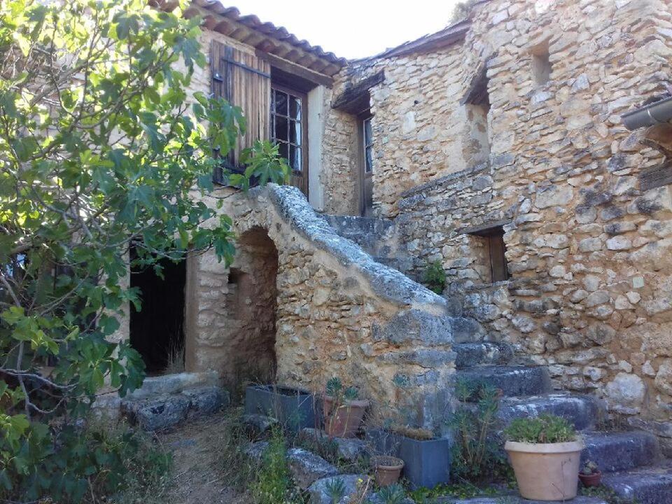 Le Jas Des Aiguiers Saint-Saturnin-d'Apt Exterior foto